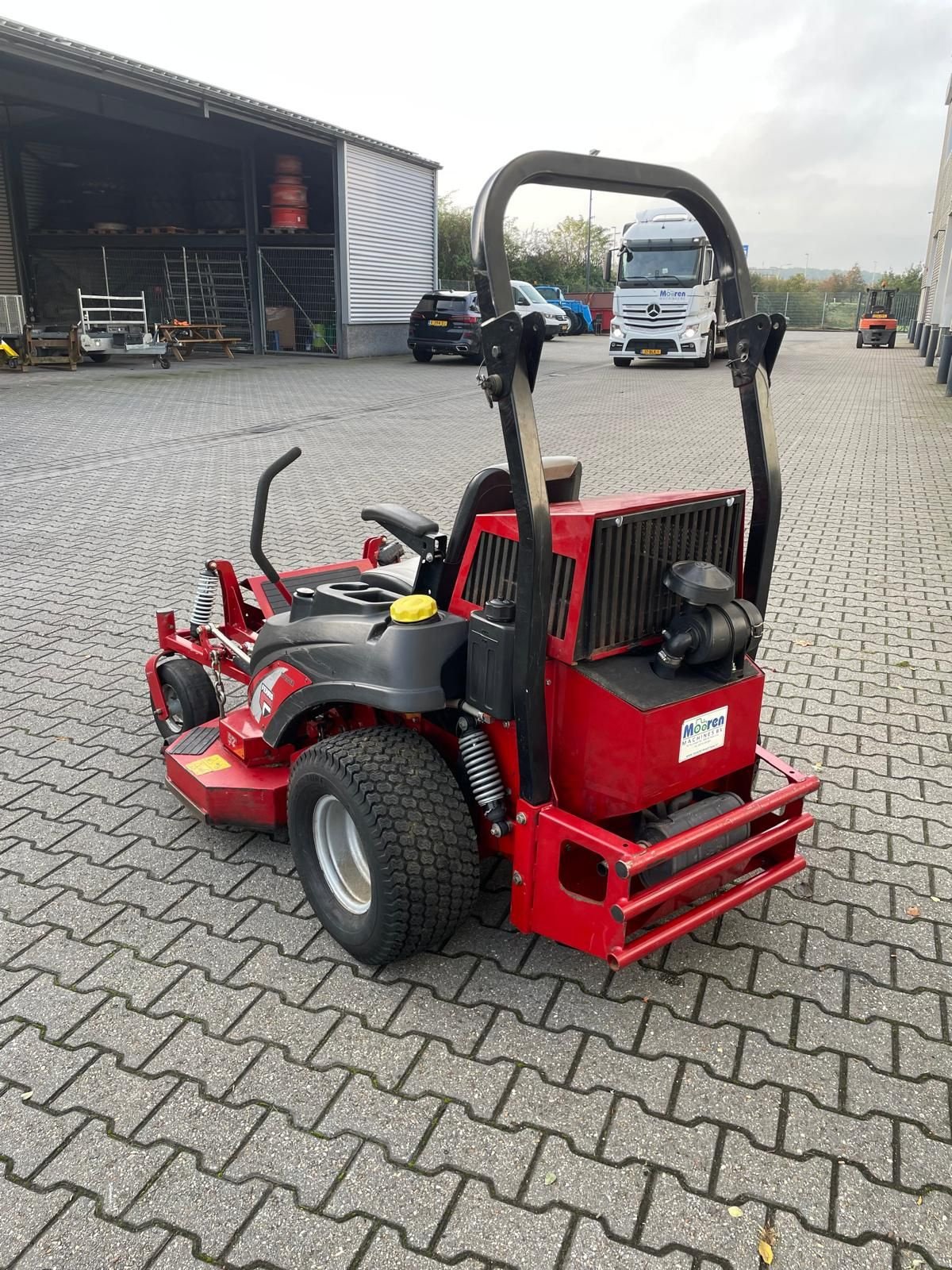 Sitzrasenmäher от тип Ferris IS2000Z diesel zt zitmaaier, Gebrauchtmaschine в Roermond (Снимка 6)