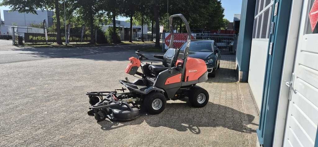 Sitzrasenmäher des Typs Husqvarna P520D, Gebrauchtmaschine in Druten (Bild 2)