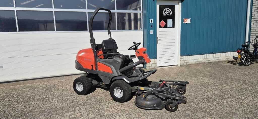 Sitzrasenmäher des Typs Husqvarna P520D, Gebrauchtmaschine in Druten (Bild 3)