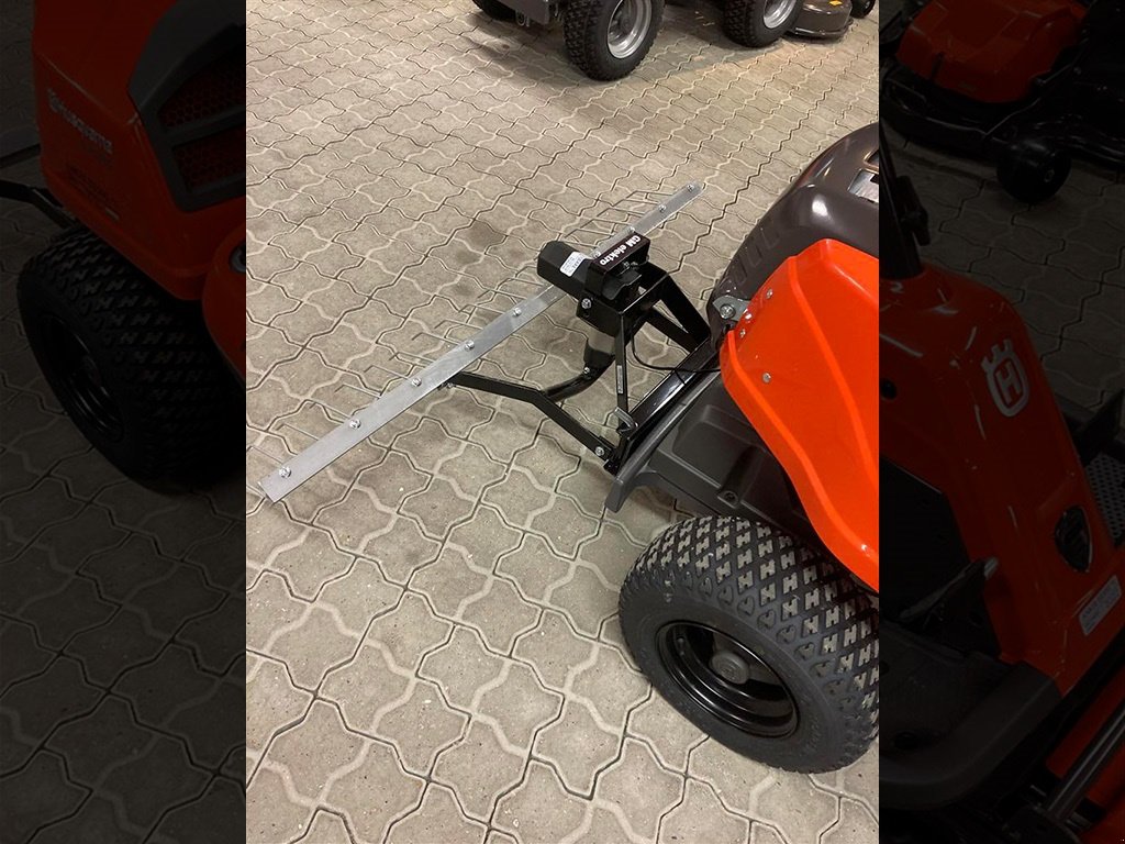 Sitzrasenmäher tipa Husqvarna R 214TC Incl. Elektronisk Rive, Gebrauchtmaschine u Lemvig (Slika 5)