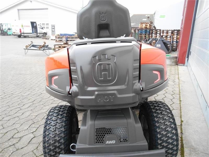 Sitzrasenmäher des Typs Husqvarna R 316TsX AWD, Gebrauchtmaschine in Mern (Bild 7)