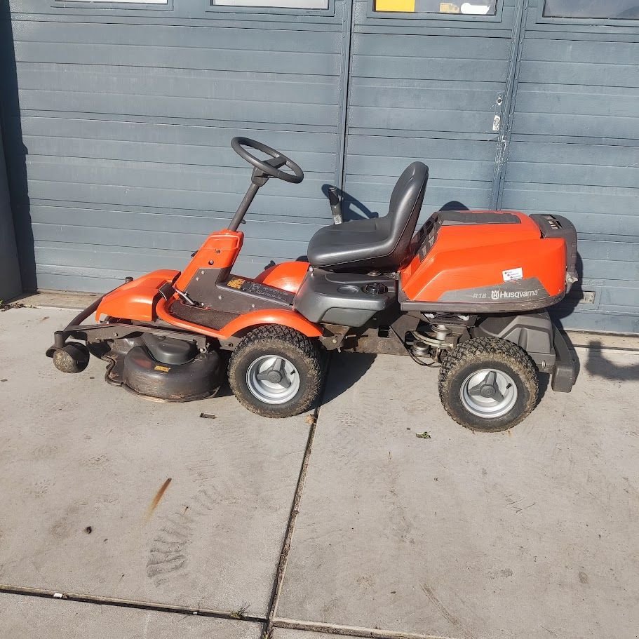 Sitzrasenmäher del tipo Husqvarna R18, Gebrauchtmaschine en Reeuwijk (Imagen 3)