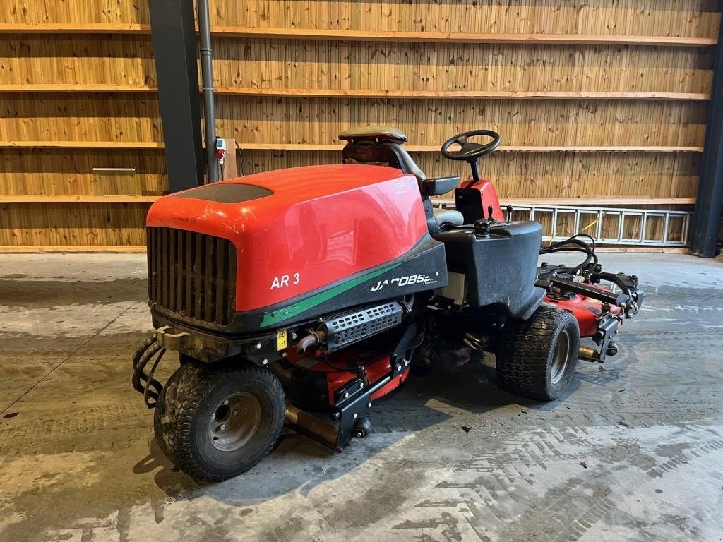 Sitzrasenmäher van het type Jacobsen AR-3, Gebrauchtmaschine in Herning (Foto 2)