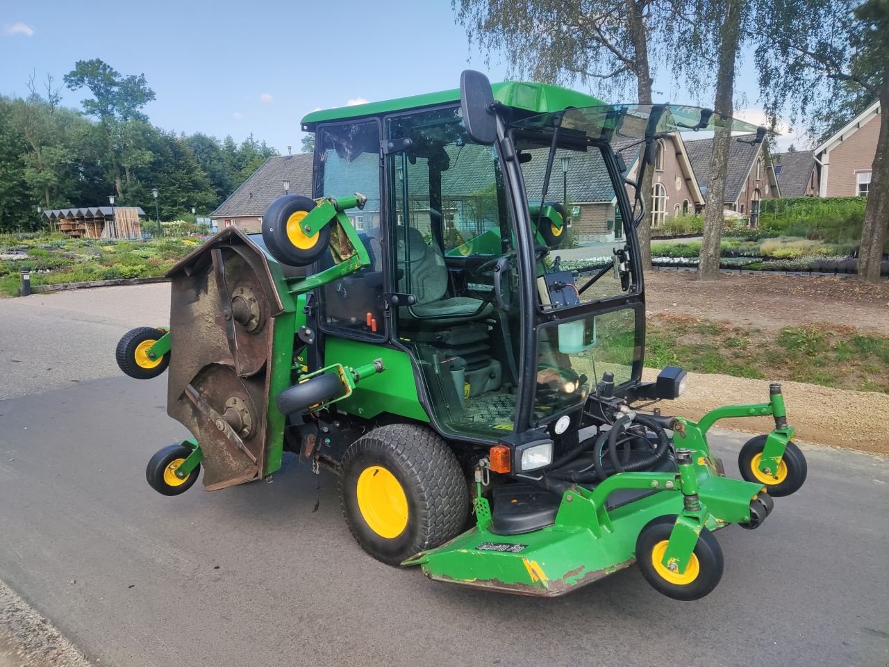 Sitzrasenmäher of the type John Deere 1600T, Gebrauchtmaschine in Klarenbeek (Picture 3)