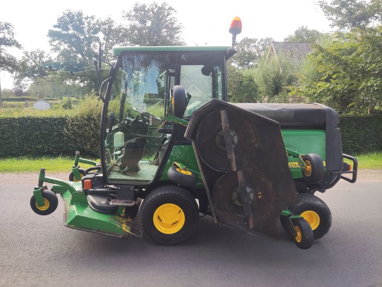 Sitzrasenmäher del tipo John Deere 1600T, Gebrauchtmaschine en Klarenbeek (Imagen 1)