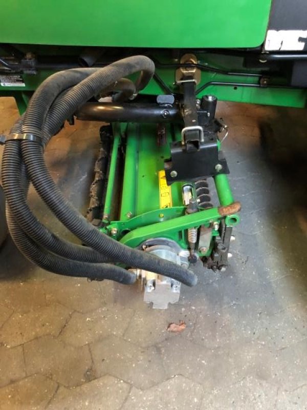 Sitzrasenmäher tip John Deere 8700, Gebrauchtmaschine in Trige (Poză 5)