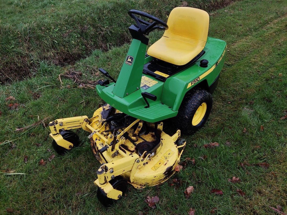 Sitzrasenmäher типа John Deere F510, Gebrauchtmaschine в Klarenbeek (Фотография 5)