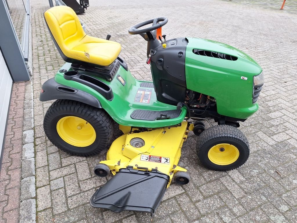 Sitzrasenmäher del tipo John Deere G110 145CM, Gebrauchtmaschine In MARIENHEEM (Immagine 4)