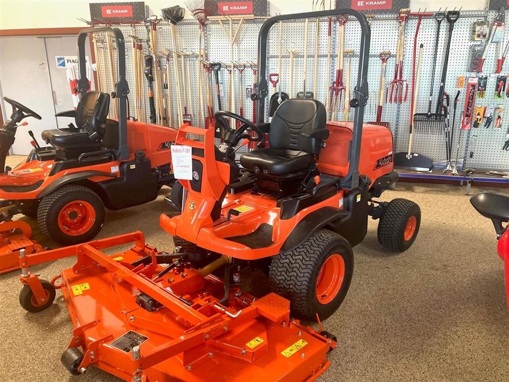 Sitzrasenmäher tip Kubota F-391, Gebrauchtmaschine in Tinglev (Poză 2)