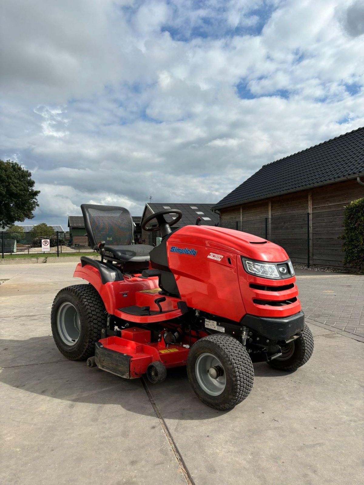 Sitzrasenmäher van het type Simplicity Syt500, Gebrauchtmaschine in Wadenoijen (Foto 2)