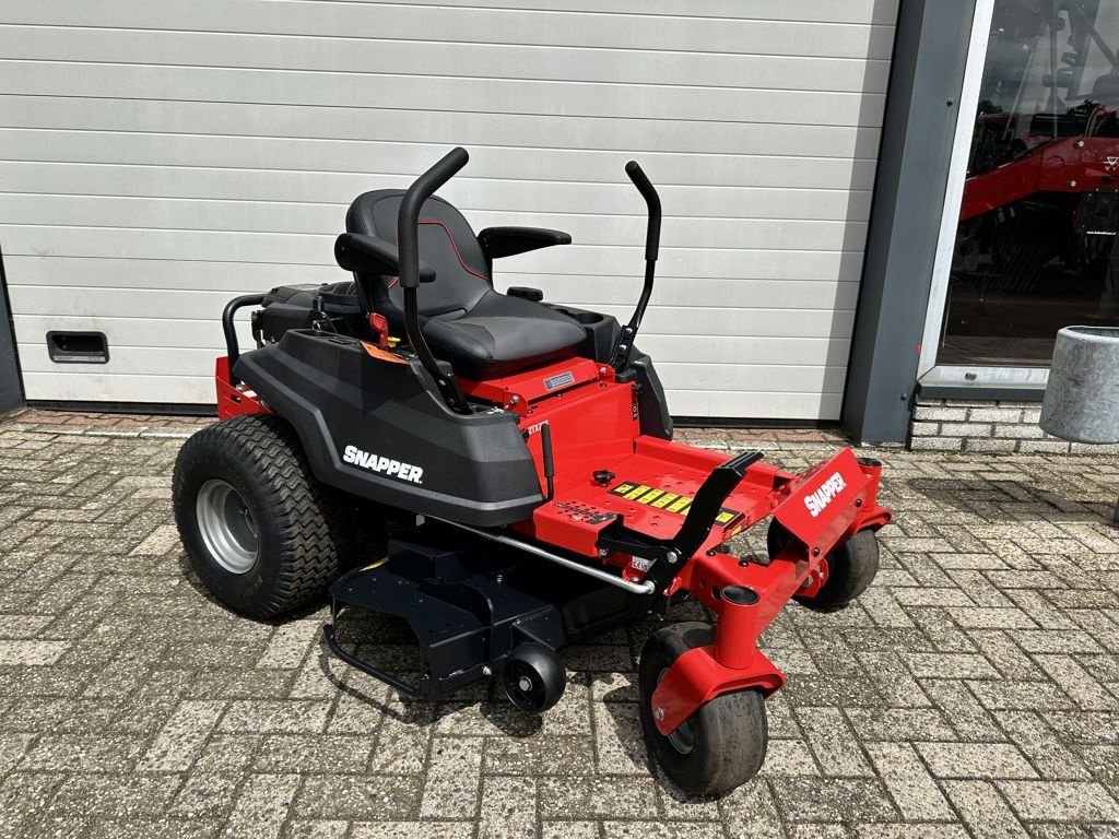 Sitzrasenmäher des Typs Snapper ZTX 275CC, Neumaschine in MARIENHEEM (Bild 1)