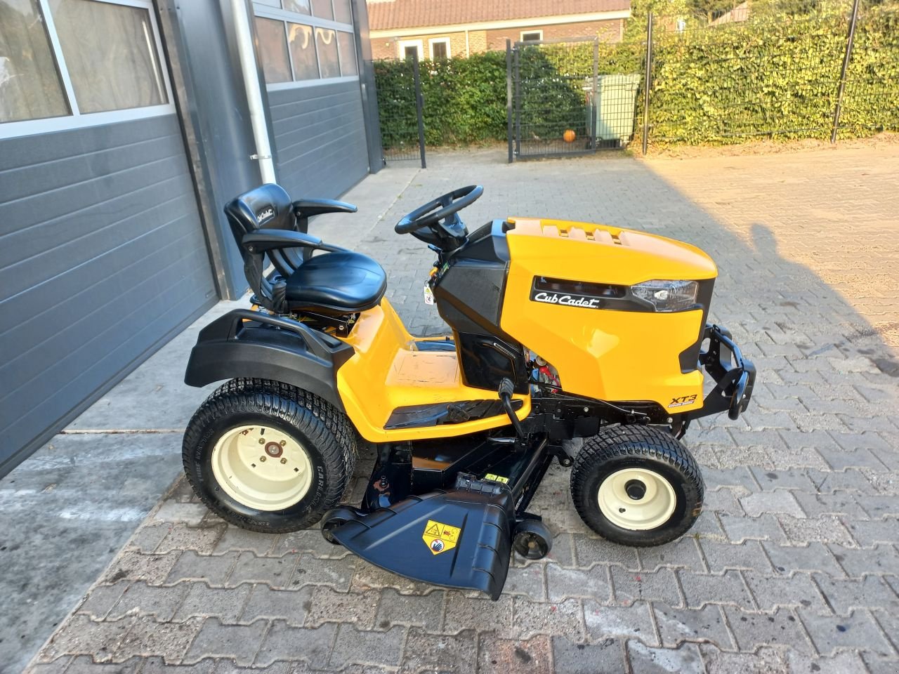 Sitzrasenmäher типа Sonstige Cubcadet Xt 3, Gebrauchtmaschine в Daarle (Фотография 8)