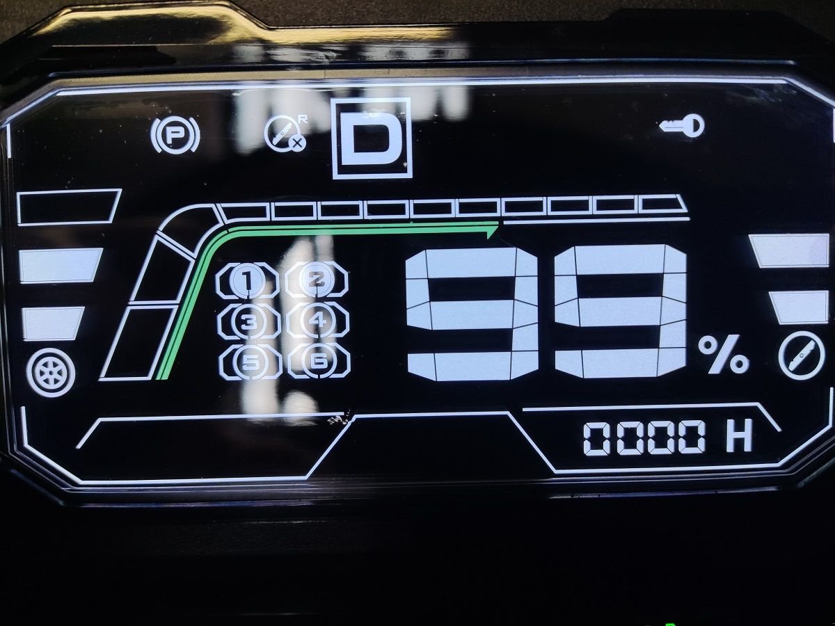 Sitzrasenmäher del tipo Sonstige EGO TR3801E-B, Neumaschine en Klarenbeek (Imagen 8)