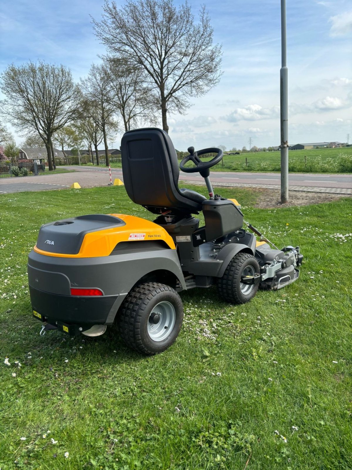 Sitzrasenmäher typu Stiga Park 900wx, Gebrauchtmaschine v Wadenoijen (Obrázek 4)