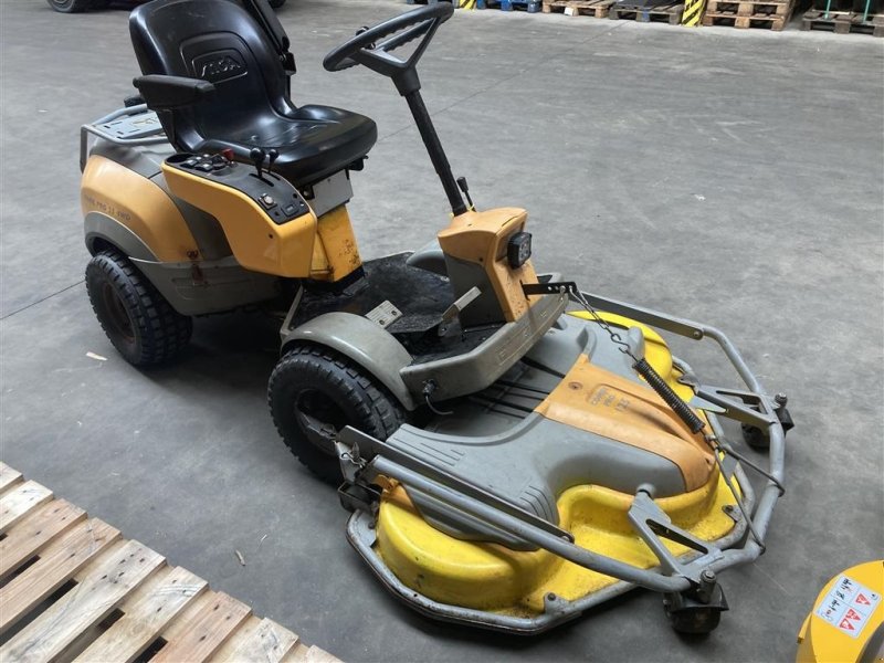 Sitzrasenmäher tipa Stiga Park Pro 25 4WD 125 cm Combi klipper, Gebrauchtmaschine u Roskilde (Slika 1)