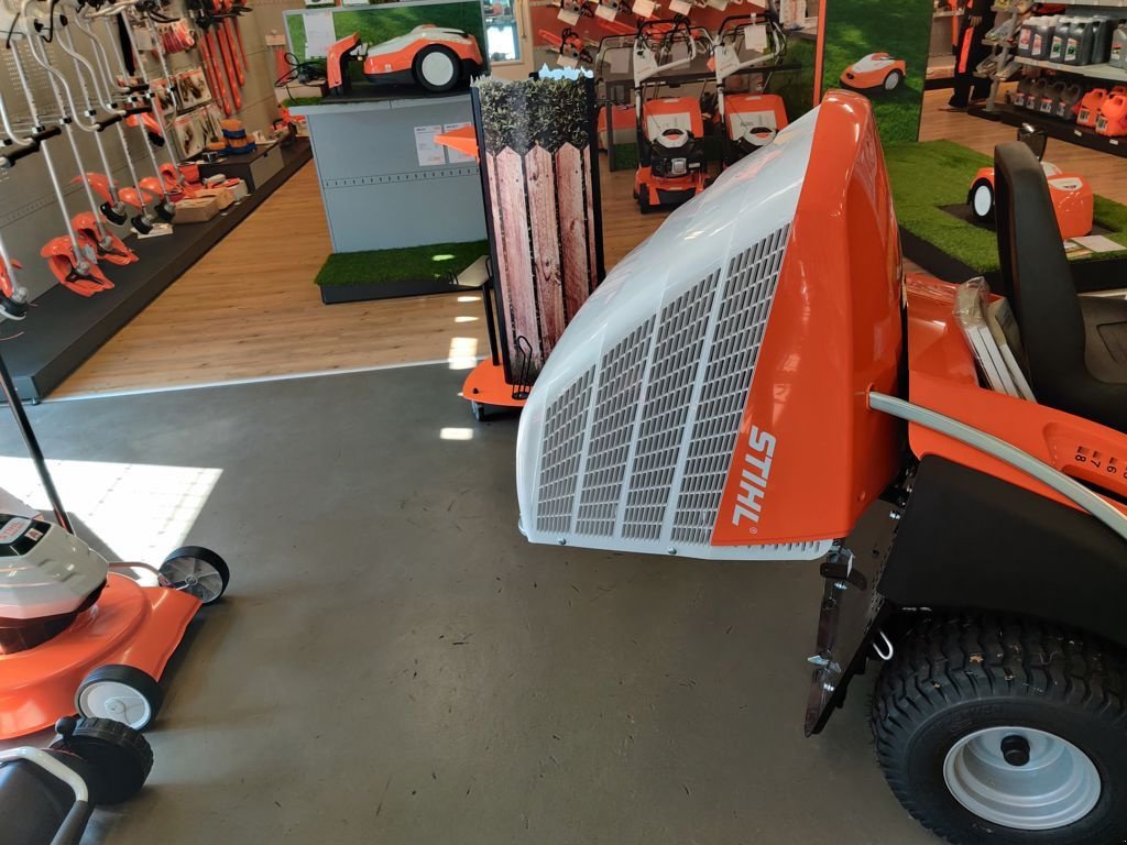 Sitzrasenmäher a típus Stihl RT 5097.1 Zitmaaier, Neumaschine ekkor: Laren Gld (Kép 4)