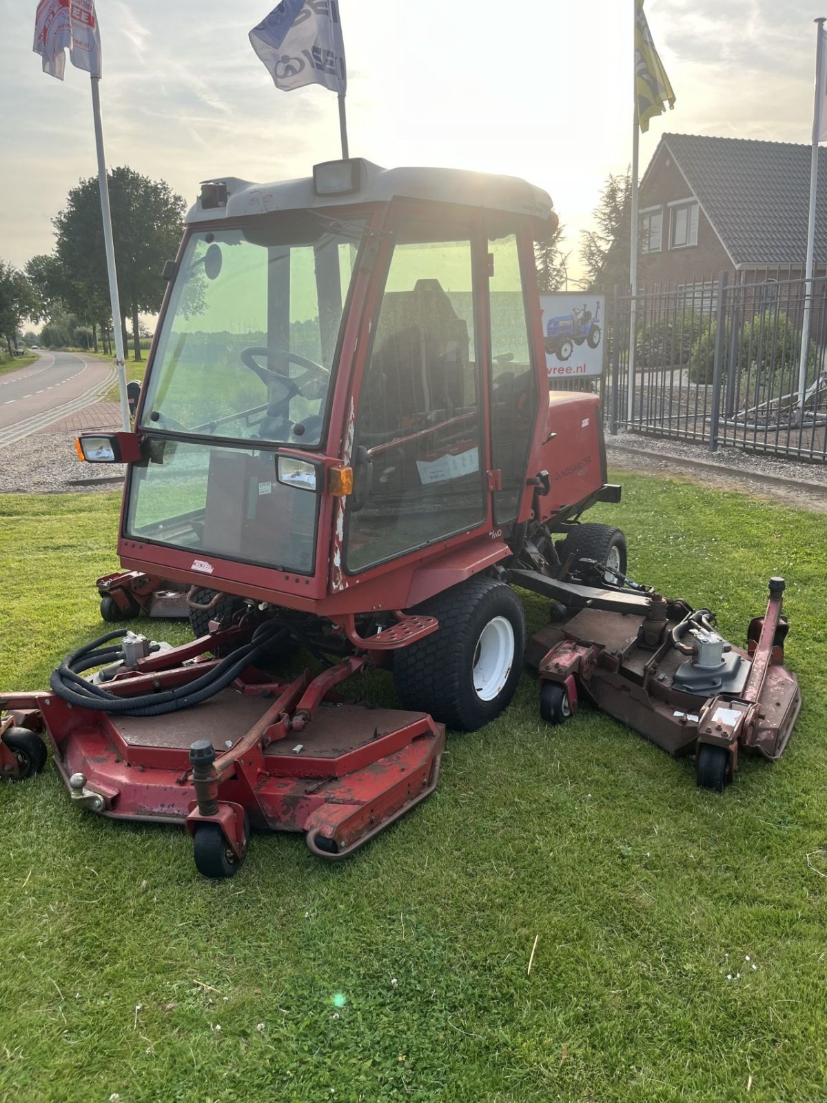 Sitzrasenmäher tip Toro 4000d, Gebrauchtmaschine in Wadenoijen (Poză 1)