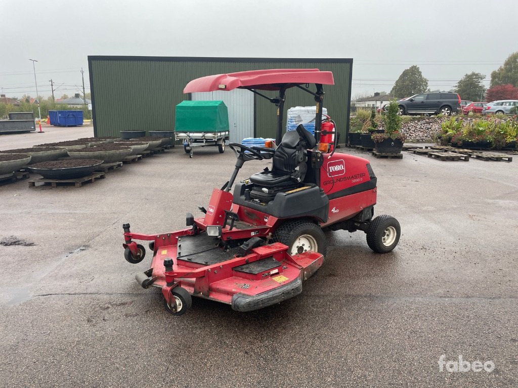 Sitzrasenmäher des Typs Toro Groundsmaster 3280 4wd, Gebrauchtmaschine in Arlöv (Bild 1)