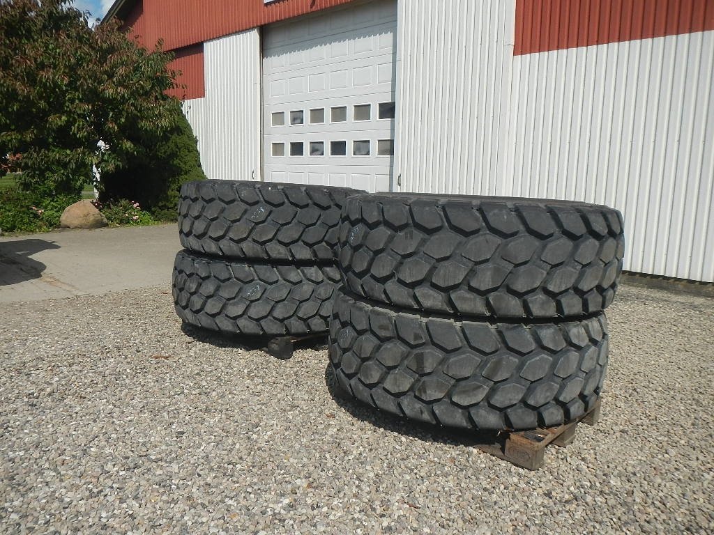 Sonstige Bagger & Lader Türe ait Bridgestone 20.5R25 D278, Gebrauchtmaschine içinde Aabenraa (resim 4)