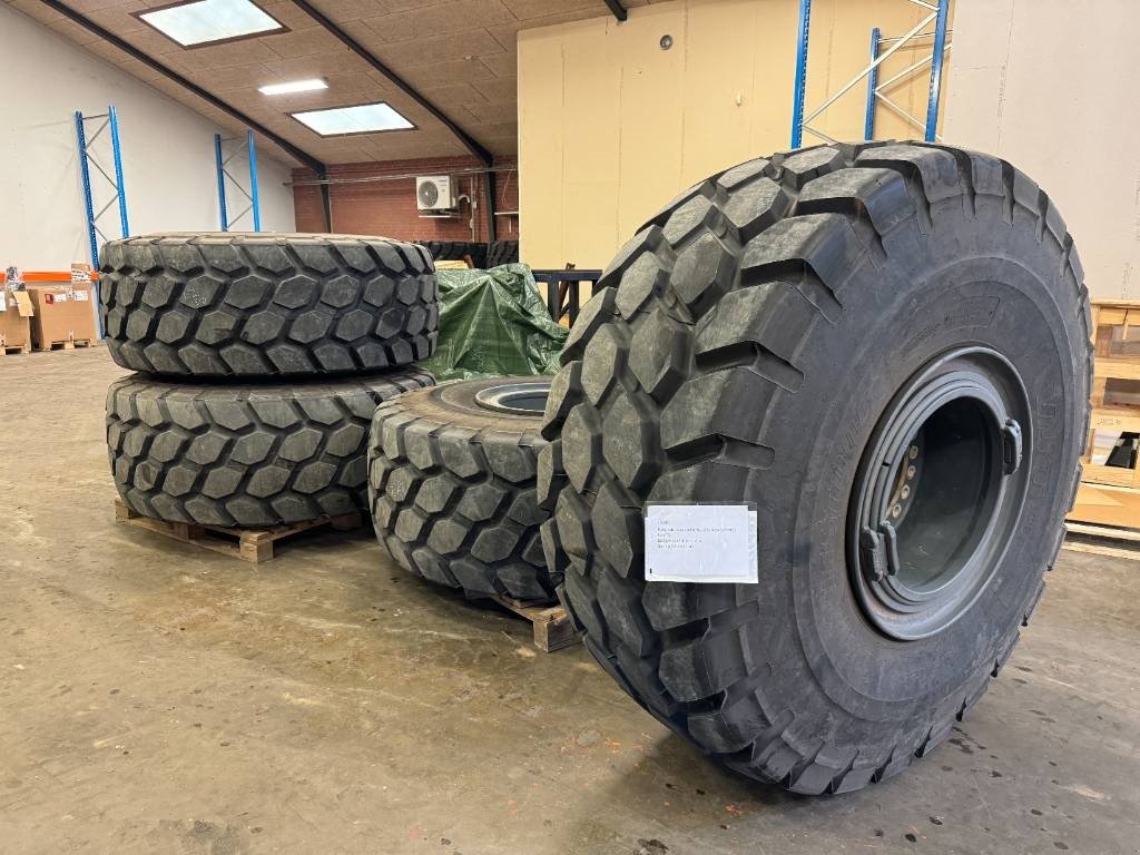 Sonstige Bagger & Lader typu Bridgestone 875/65R29, Gebrauchtmaschine v Vojens (Obrázek 4)