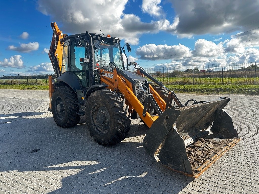 Sonstige Bagger & Lader des Typs Case IH 695 SV, Gebrauchtmaschine in Aalborg SV (Bild 3)