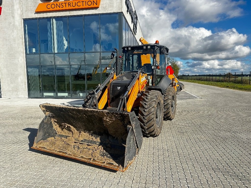 Sonstige Bagger & Lader tip Case IH 695 SV, Gebrauchtmaschine in Aalborg SV (Poză 2)