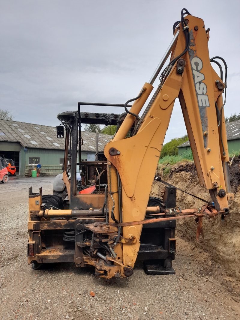 Sonstige Bagger & Lader tipa Case IH 695, Gebrauchtmaschine u Viborg (Slika 3)