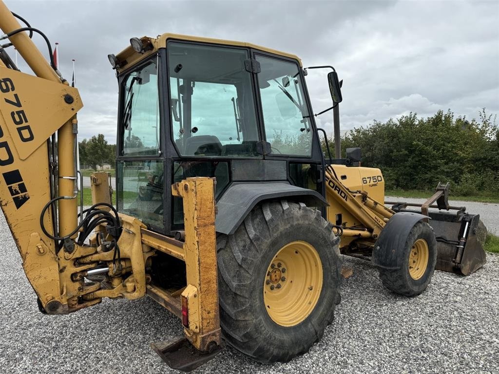 Sonstige Bagger & Lader typu Ford 675 D, Gebrauchtmaschine v Hadsten (Obrázok 8)