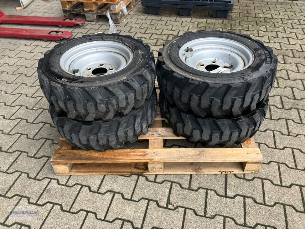 Sonstige Bagger & Lader Türe ait GiANT 27X10.50-15 SKID, Neumaschine içinde Aurich (resim 1)