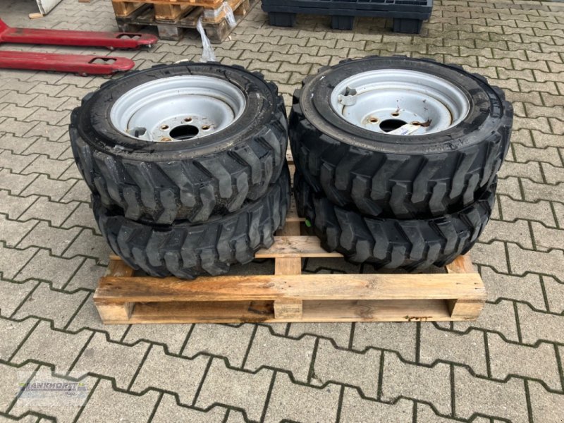 Sonstige Bagger & Lader του τύπου GiANT 27X10.50-15 SKID, Neumaschine σε Aurich