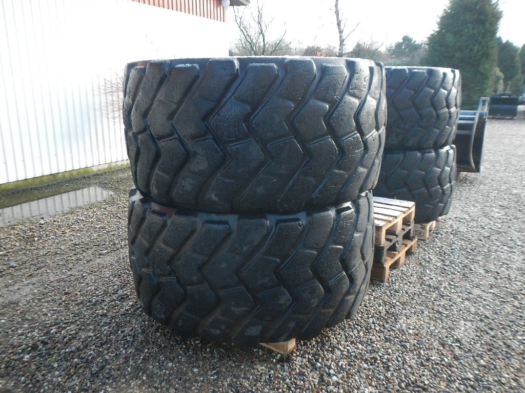 Sonstige Bagger & Lader van het type Michelin 750/65R25 D268, Gebrauchtmaschine in Aabenraa (Foto 3)