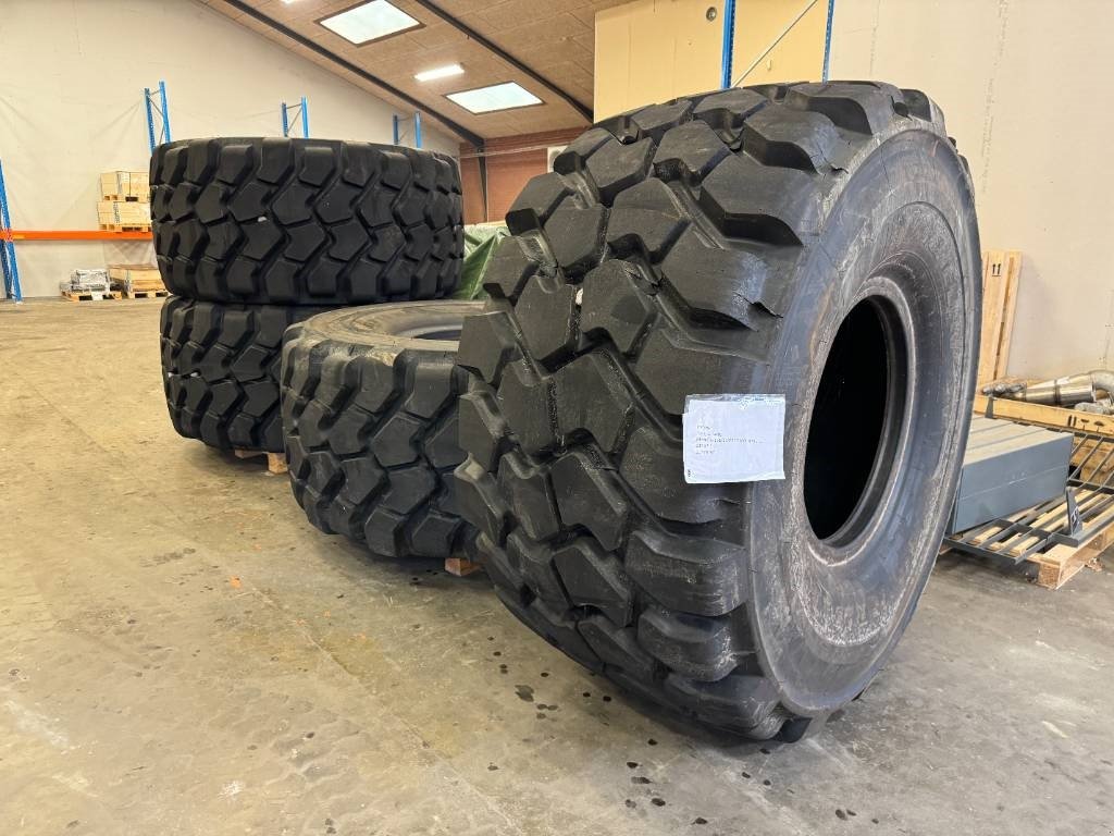 Sonstige Bagger & Lader des Typs Michelin 875/65R29, Gebrauchtmaschine in Vojens (Bild 3)