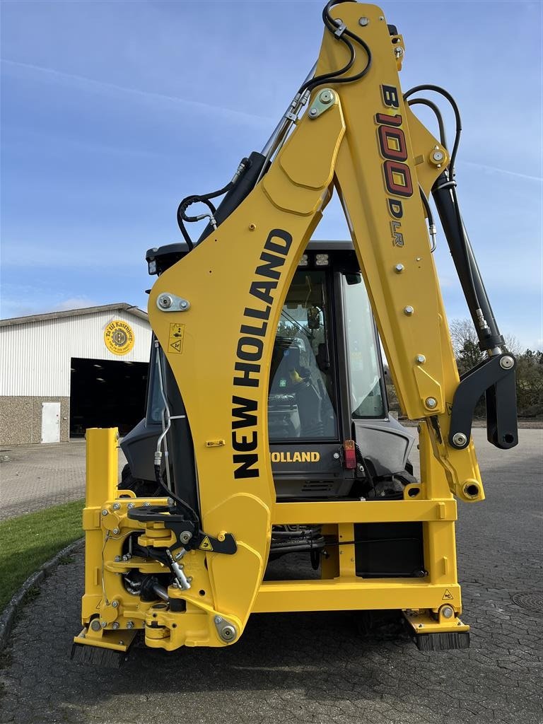 Sonstige Bagger & Lader des Typs New Holland B100D TC, Gebrauchtmaschine in Havndal (Bild 3)