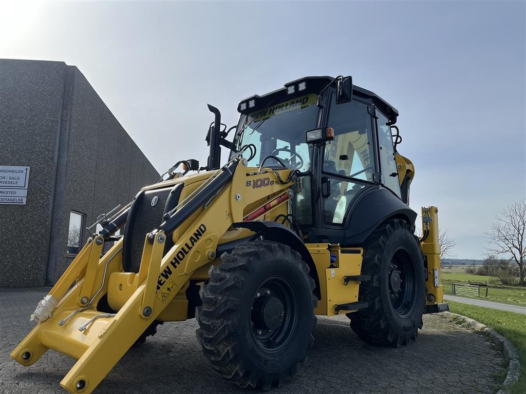 Sonstige Bagger & Lader des Typs New Holland B100D TC, Gebrauchtmaschine in Havndal (Bild 2)