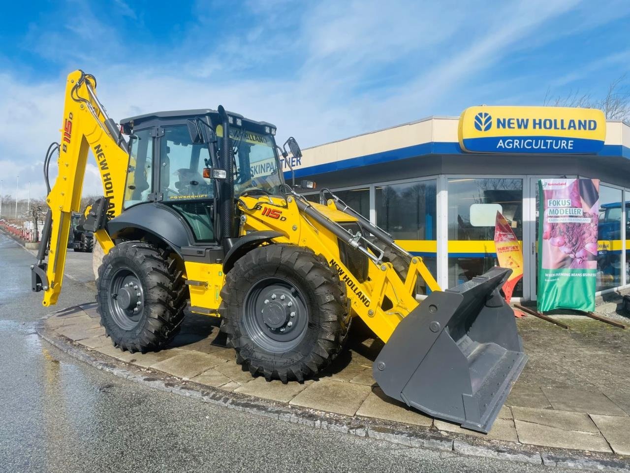 Sonstige Bagger & Lader от тип New Holland B115D TC CP 4WD, Gebrauchtmaschine в Middelfart (Снимка 1)