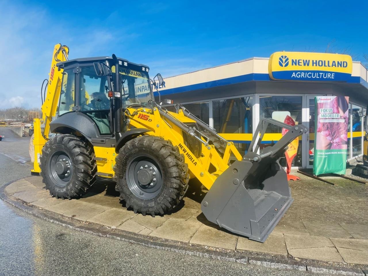 Sonstige Bagger & Lader от тип New Holland B115D TC SS 4WD, Gebrauchtmaschine в Middelfart (Снимка 1)