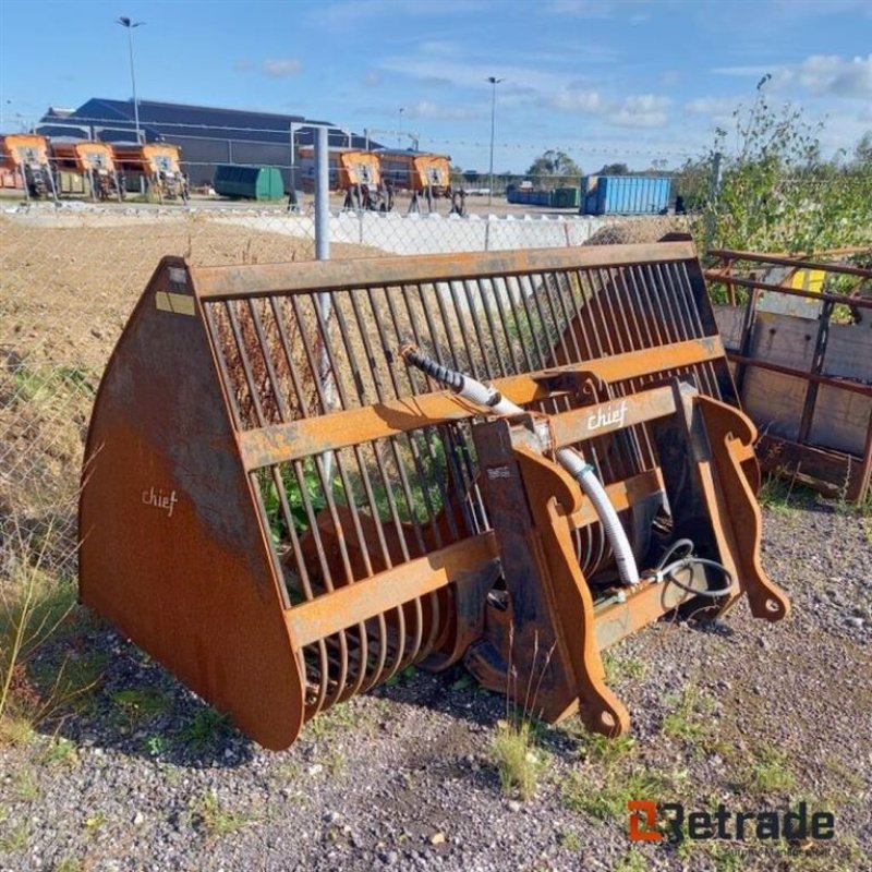 Sonstige Bagger & Lader des Typs Sonstige Chief 2,5 Mtr. Roegrab 1,7M3 M. Højtip., Gebrauchtmaschine in Rødovre (Bild 1)