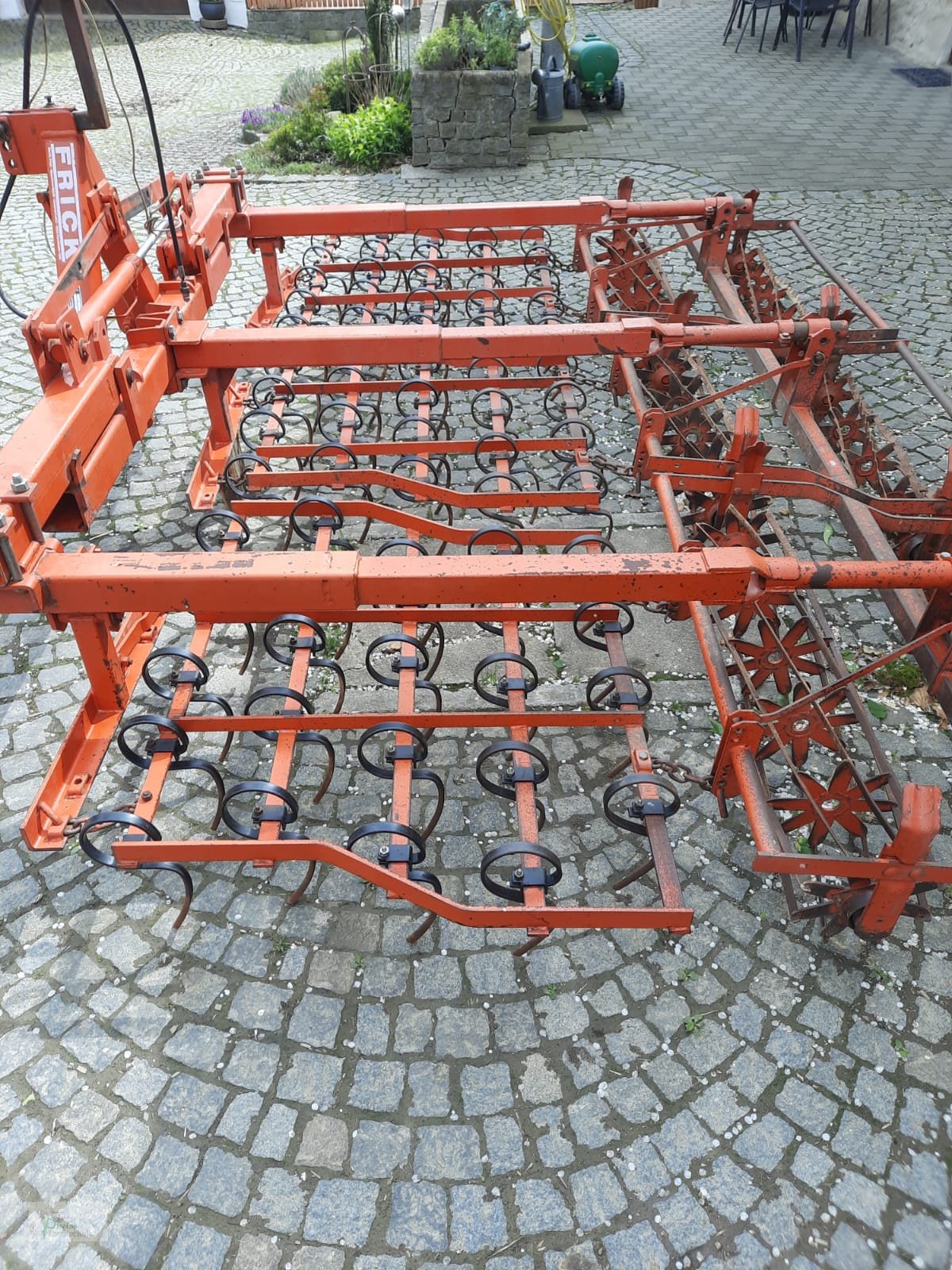 Sonstige Bodenbearbeitungsgeräte типа Frick Kultivator 4,00m, Gebrauchtmaschine в Bad Kötzting (Фотография 3)