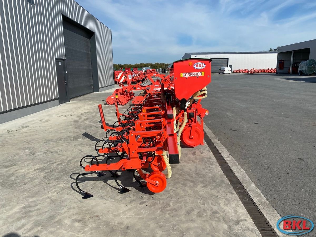 Sonstige Bodenbearbeitungsgeräte van het type Gaspardo Maschio HS 8 FERT, Neumaschine in Rovisce (Foto 14)