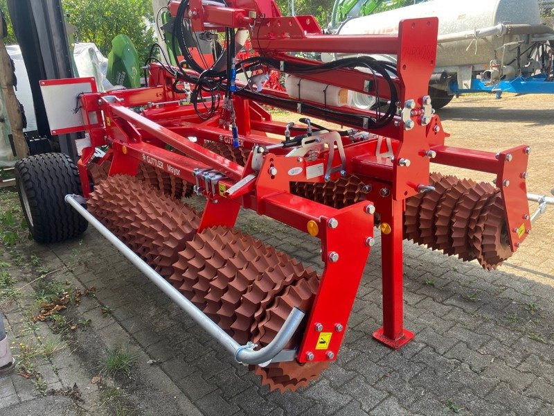 Sonstige Bodenbearbeitungsgeräte typu Güttler Mayor 640, Neumaschine w Bubendorf