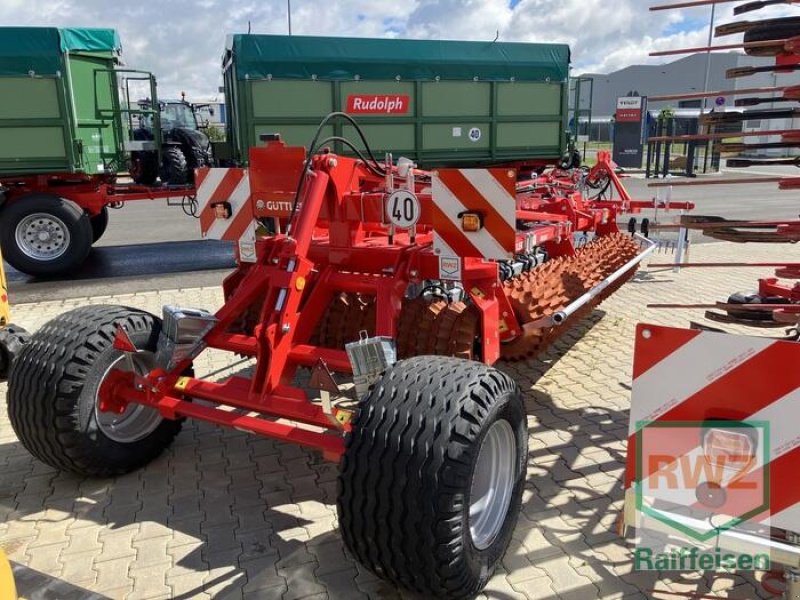 Sonstige Bodenbearbeitungsgeräte van het type Güttler Mayor 820 Prismenwalze, Neumaschine in Altenstadt-Lindheim (Foto 3)