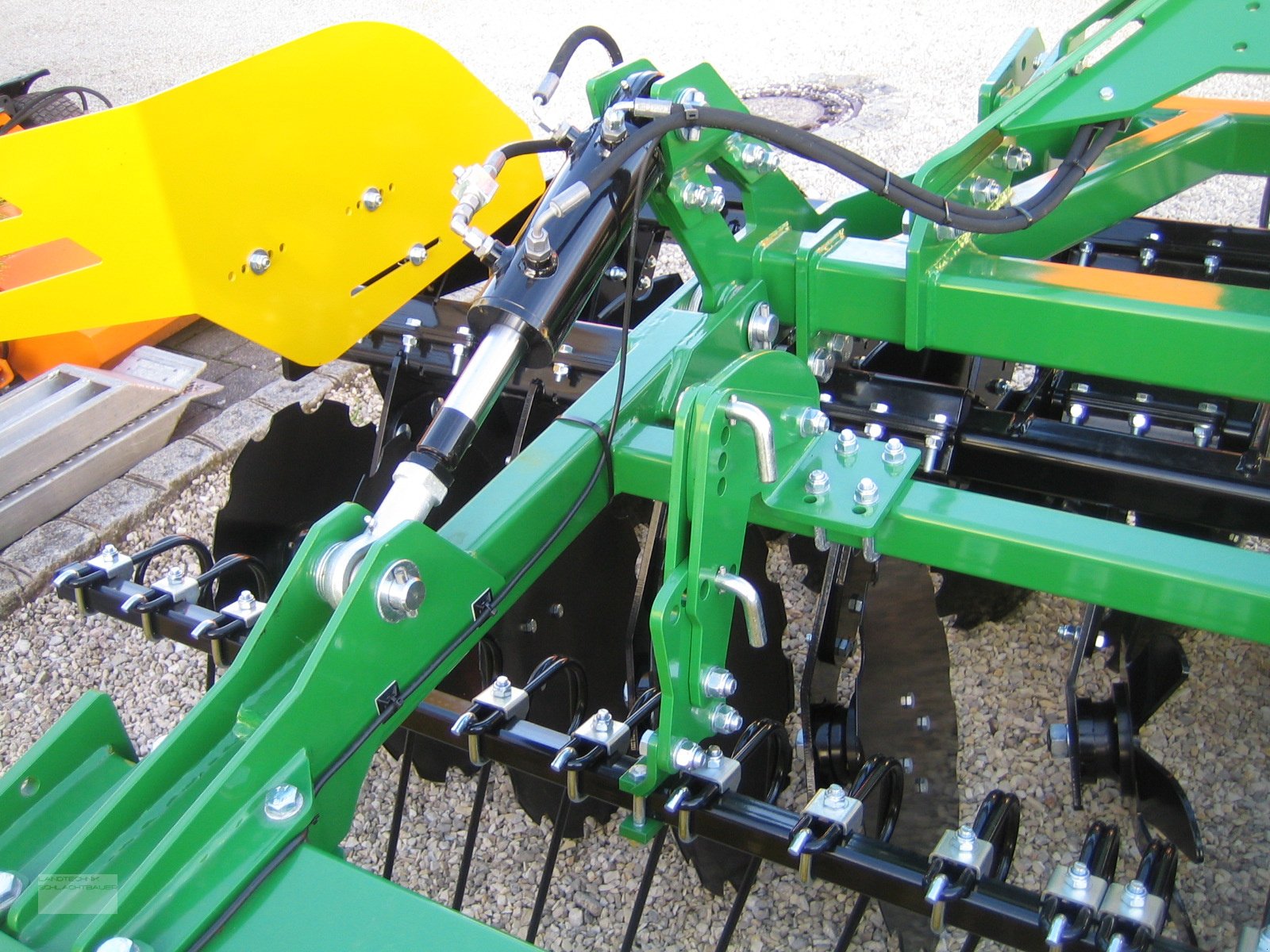 Sonstige Bodenbearbeitungsgeräte del tipo Kerner Helix H300, Neumaschine en Ingolstadt (Imagen 4)