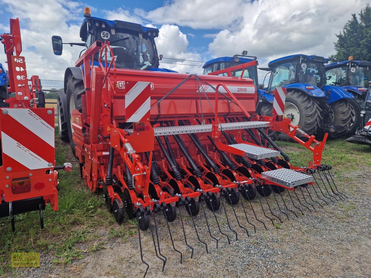 Sonstige Bodenbearbeitungsgeräte des Typs Maschio DM CLASSIC 3000 SCM, Neumaschine in Groß-Gerau (Bild 1)