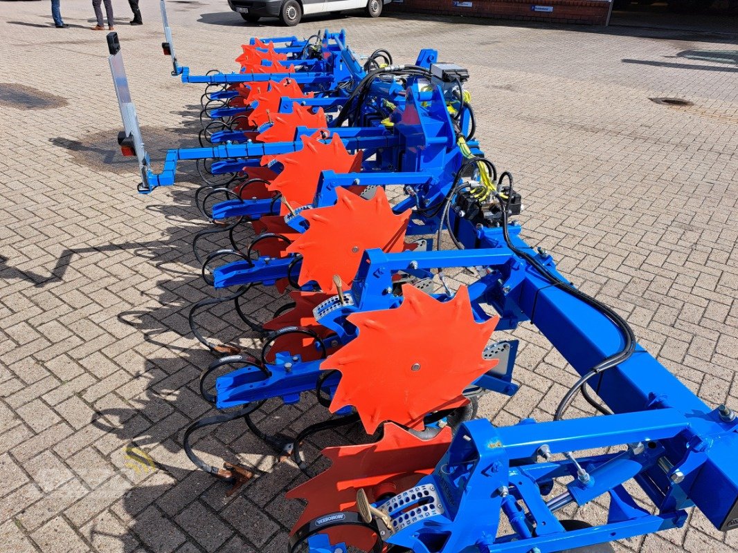 Sonstige Bodenbearbeitungsgeräte van het type Monosem MULTICROP, Neumaschine in Visbek/Rechterfeld (Foto 11)