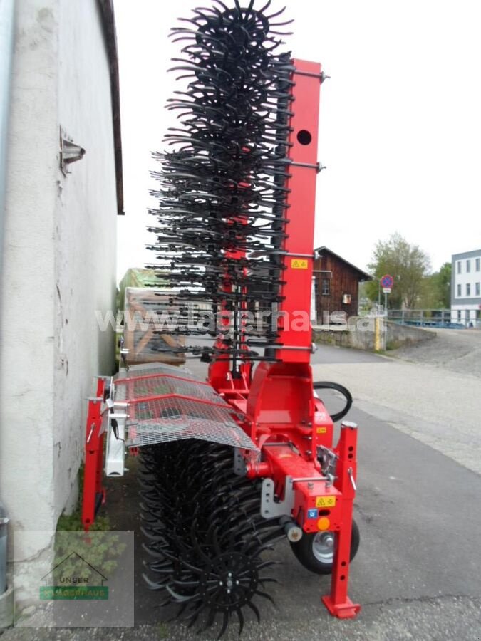 Sonstige Bodenbearbeitungsgeräte van het type Pöttinger ROTOCARE V6600, Neumaschine in Ottensheim (Foto 8)