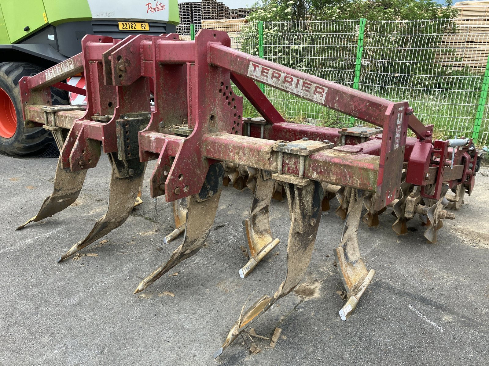 Sonstige Bodenbearbeitungsgeräte des Typs Sonstige DECOMPACTEUR TERRIER, Gebrauchtmaschine in BLENDECQUES (Bild 3)