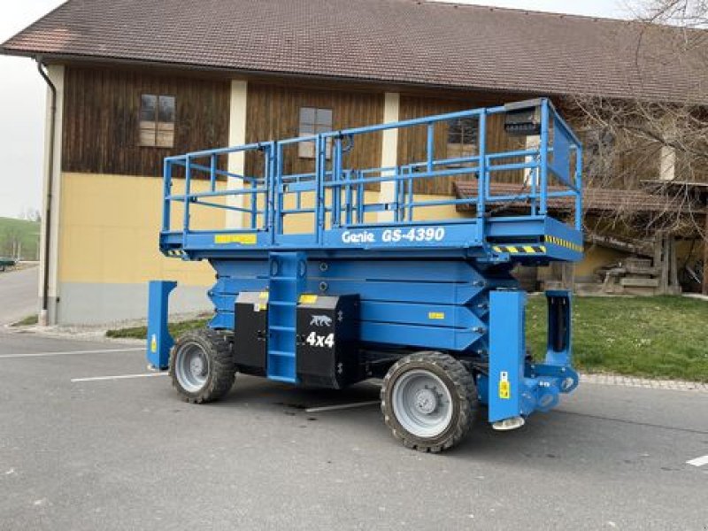 Sonstige Bühnen typu Genie GS-4390RT, Gebrauchtmaschine w Wolfsbach (Zdjęcie 1)