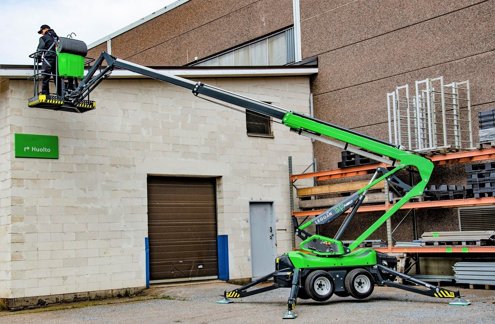 Sonstige Bühnen des Typs Sonstige Leguan Lifts Leguan 135 NEO Hubarbeitsbühne, Neumaschine in Waidhofen an der Thaya (Bild 14)