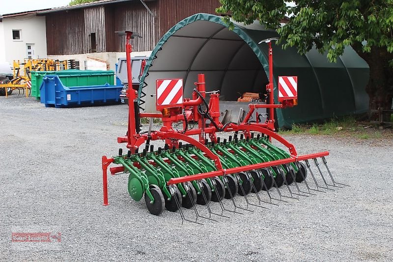 Sonstige Düngung & Pflanzenschutztechnik des Typs Landgraf Säschiene, Neumaschine in Ostheim/Rhön (Bild 3)