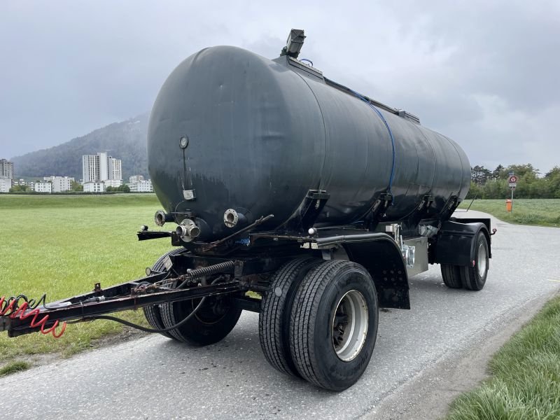 Sonstige Düngung & Pflanzenschutztechnik Türe ait Sonstige Bitumen Tankwagen, Gebrauchtmaschine içinde Chur (resim 3)